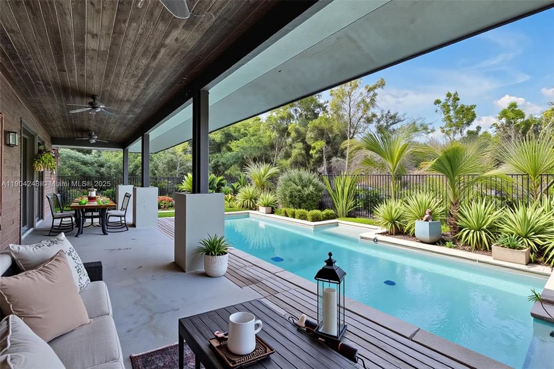 En Venta: $1,350,000 (4 camas, 2 baños, 3625 Pies cuadrados)