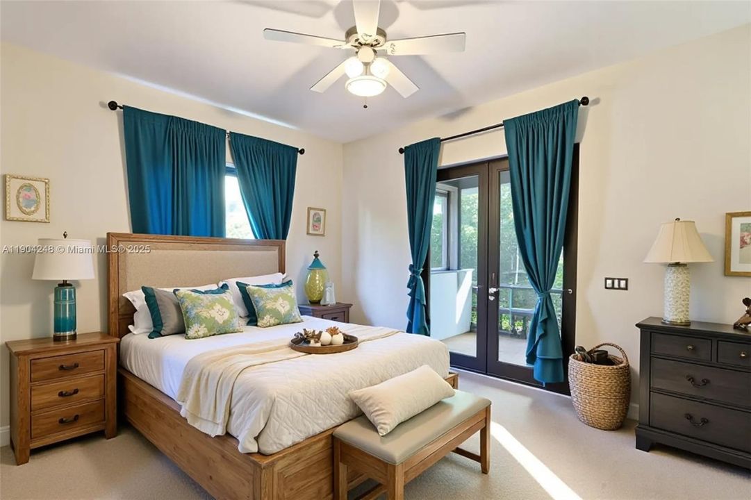 En Venta: $1,350,000 (4 camas, 2 baños, 3625 Pies cuadrados)