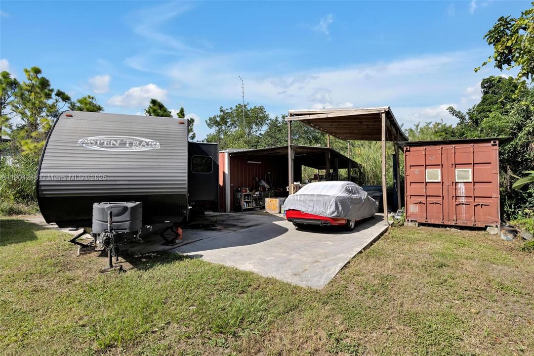 En Venta: $1,350,000 (4 camas, 2 baños, 3625 Pies cuadrados)