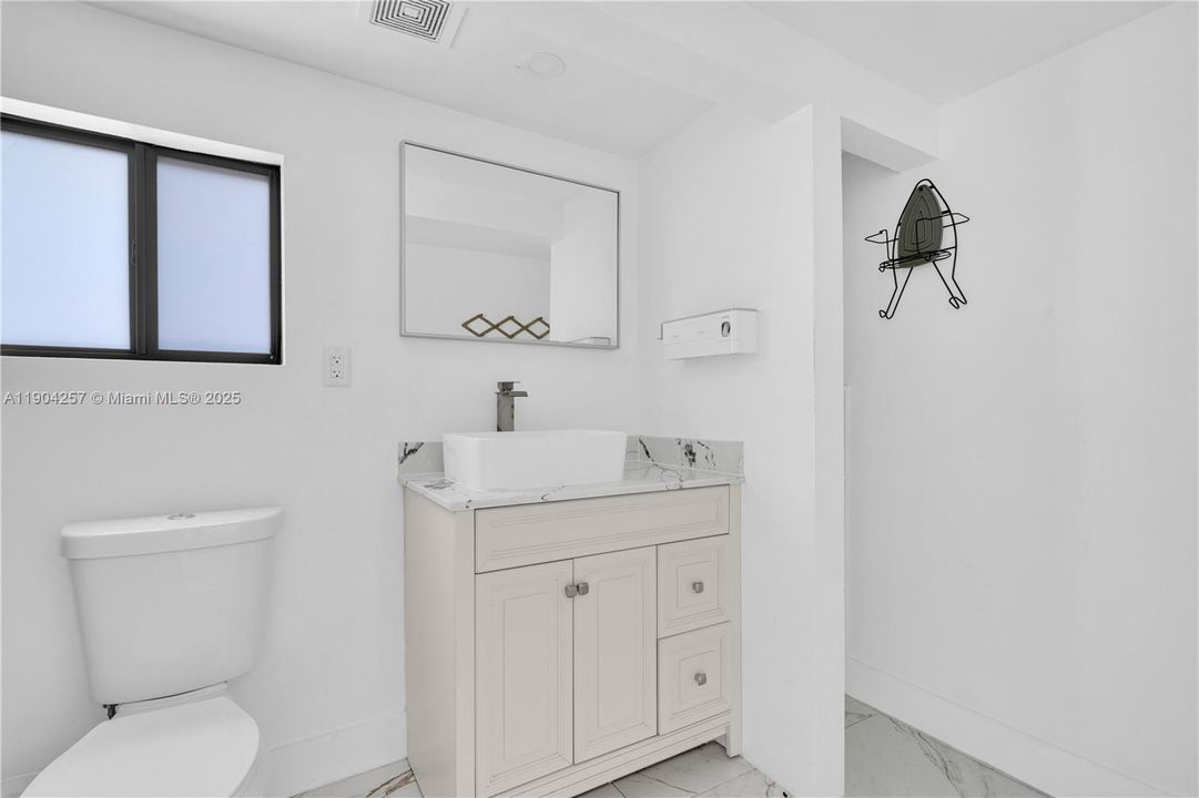 For Sale: $610,000 (4 beds, 3 baths, 1687 Square Feet)