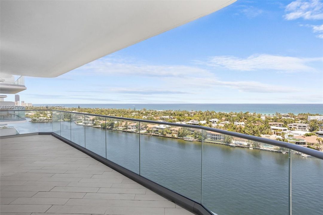 For Rent: $5,500 (2 beds, 2 baths, 1904 Square Feet)