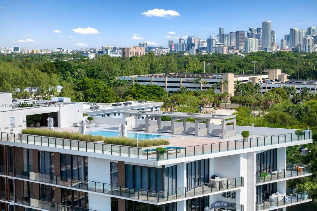 En Venta: $5,900,000 (4 camas, 5 baños, 2988 Pies cuadrados)