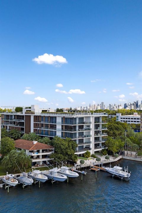 En Venta: $5,900,000 (4 camas, 5 baños, 2988 Pies cuadrados)