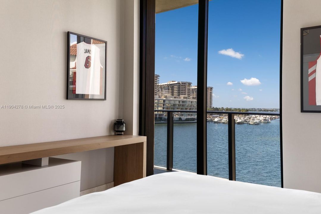 En Venta: $5,900,000 (4 camas, 5 baños, 2988 Pies cuadrados)