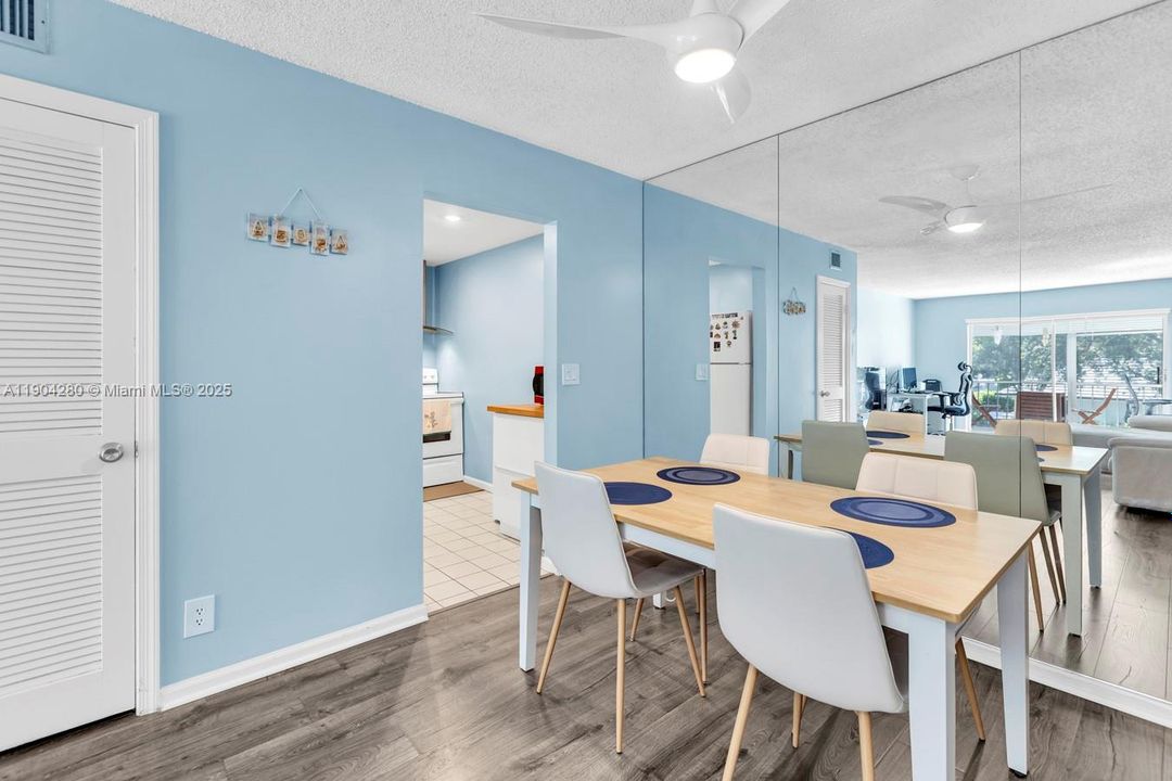 待售: $248,000 (1 贝兹, 1 浴室, 850 平方英尺)