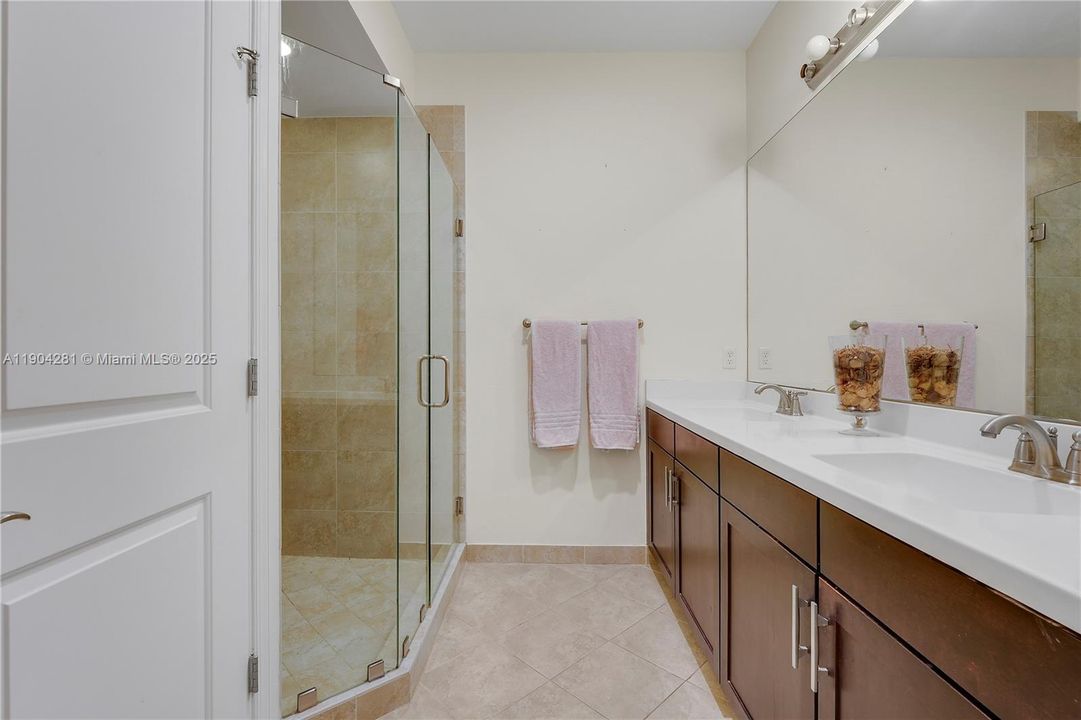 Active With Contract: $475,000 (2 beds, 2 baths, 0 Square Feet)