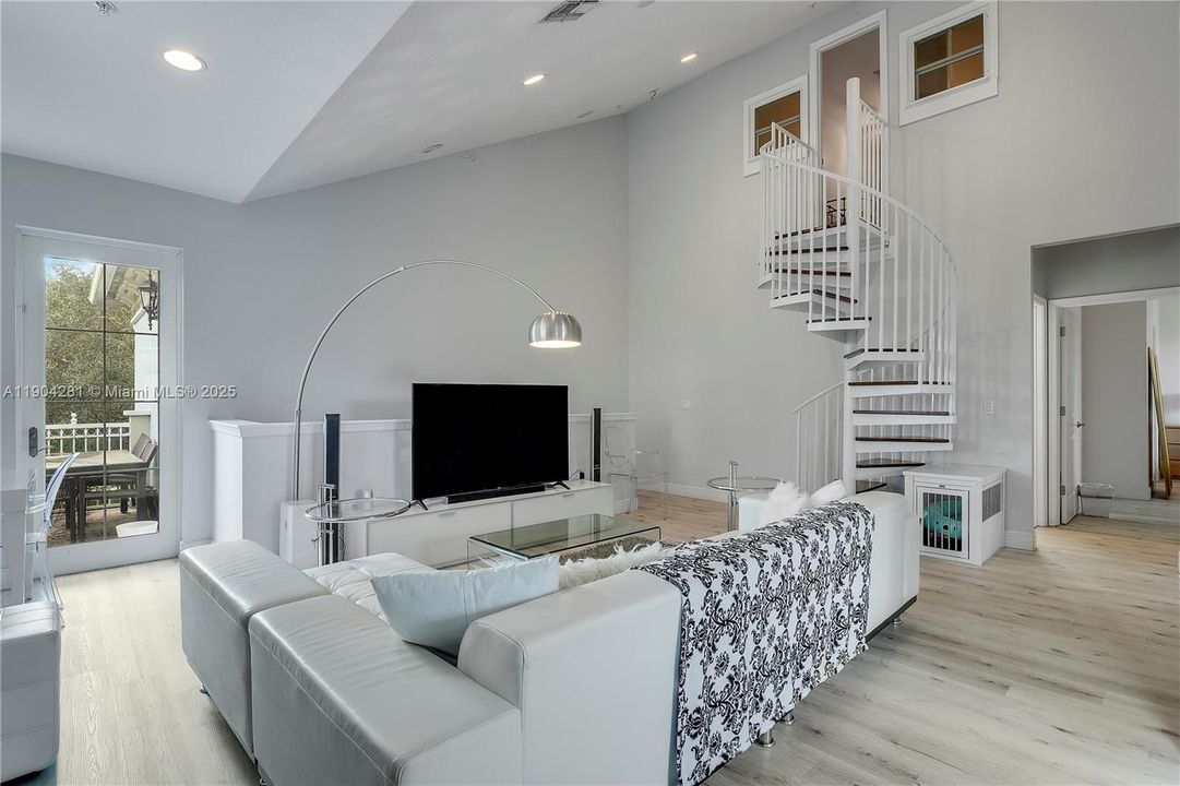 Active With Contract: $475,000 (2 beds, 2 baths, 0 Square Feet)