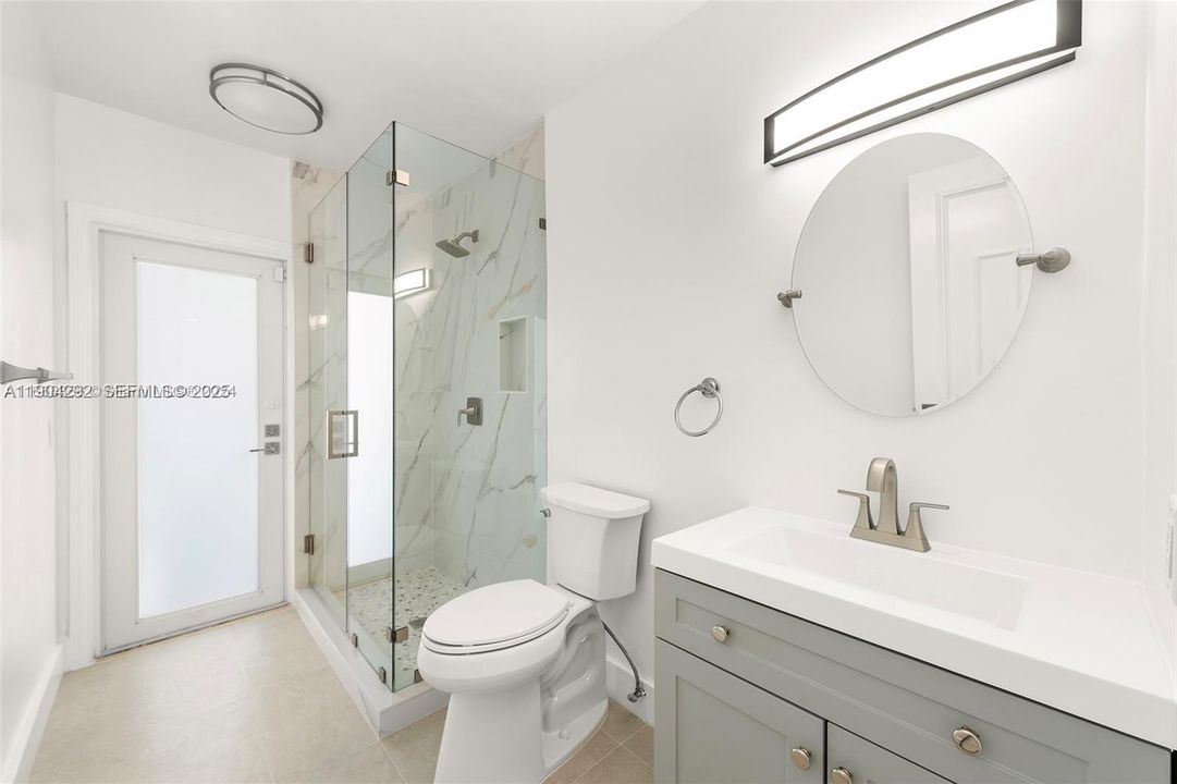 待售: $2,800,000 (6 贝兹, 4 浴室, 3772 平方英尺)