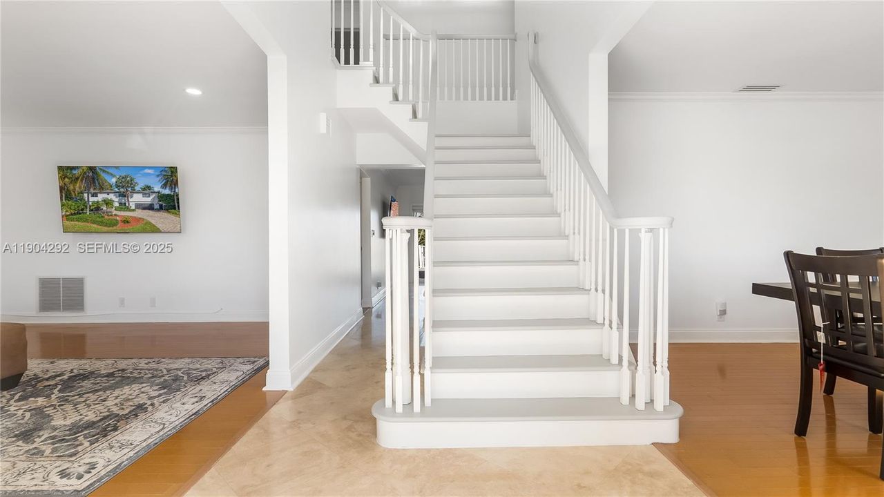 For Sale: $2,800,000 (6 beds, 4 baths, 3772 Square Feet)