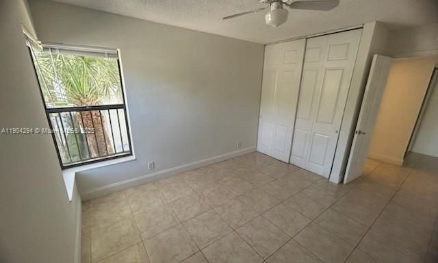 For Sale: $229,000 (2 beds, 2 baths, 978 Square Feet)