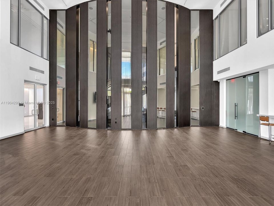 For Sale: $450,000 (3 beds, 2 baths, 1102 Square Feet)