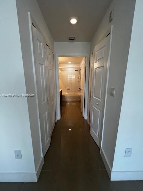 For Rent: $2,950 (3 beds, 2 baths, 1207 Square Feet)