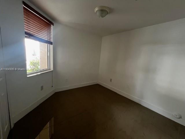 For Rent: $2,950 (3 beds, 2 baths, 1207 Square Feet)