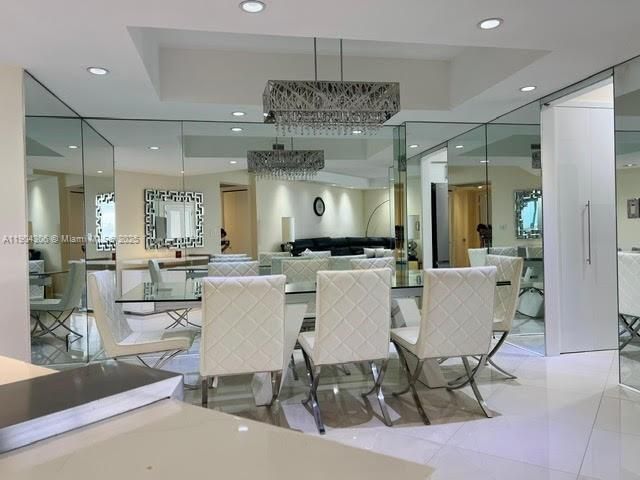 For Rent: $3,000 (2 beds, 2 baths, 1512 Square Feet)