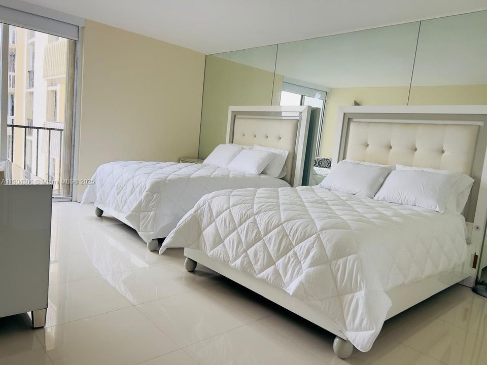 For Rent: $3,000 (2 beds, 2 baths, 1512 Square Feet)