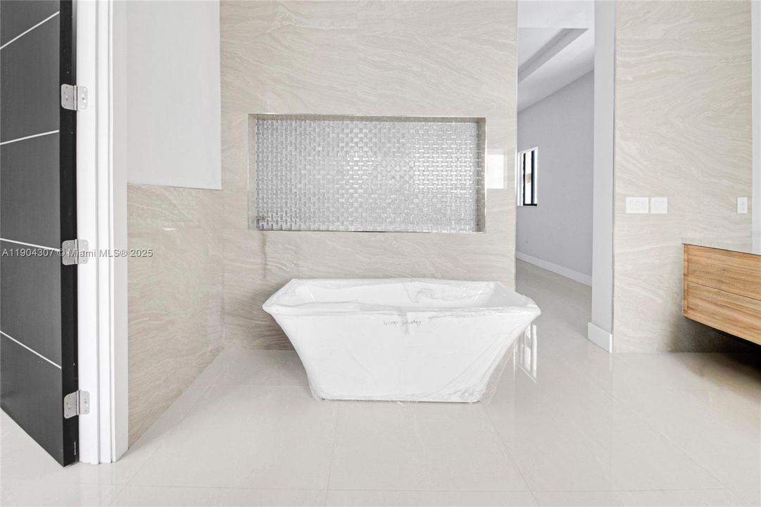 En Renta: $15,000 (7 camas, 5 baños, 1107 Pies cuadrados)