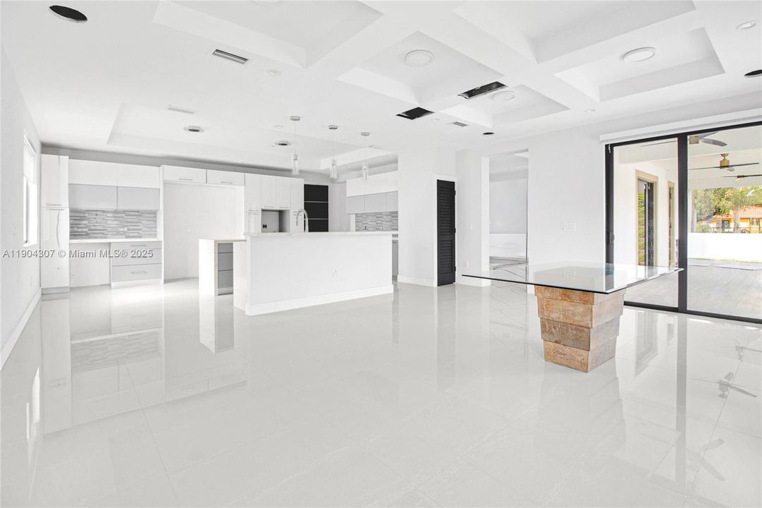 En Renta: $15,000 (7 camas, 5 baños, 1107 Pies cuadrados)