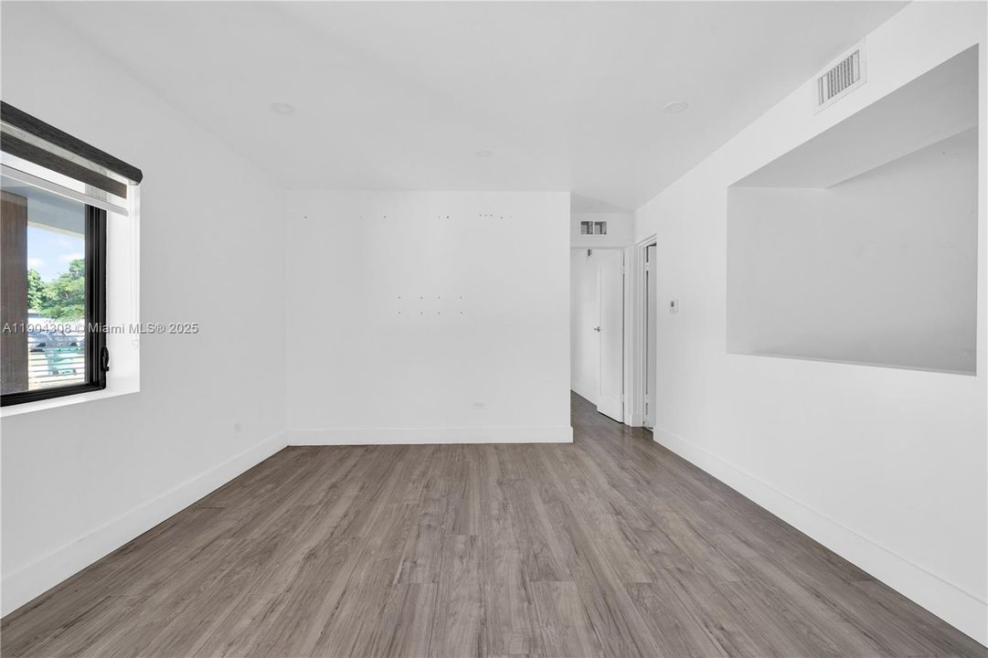 Недавно арендовано: $2,900 (3 спален, 2 ванн, 1687 Квадратных фут)