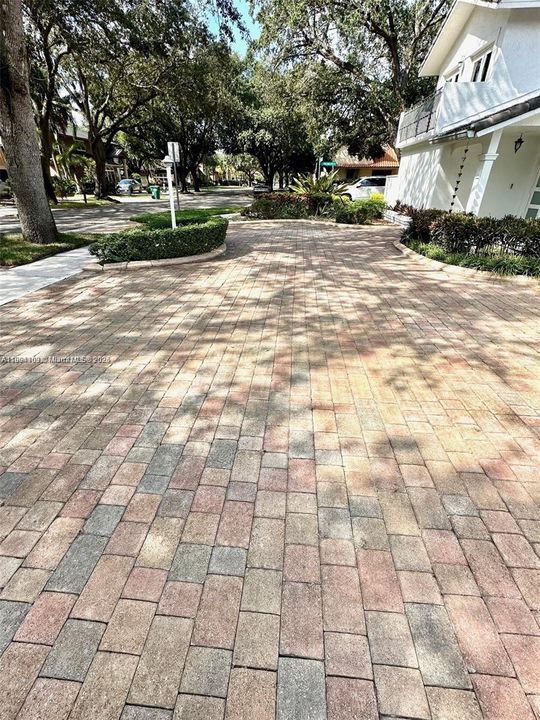 На продажу: $999,999 (4 спален, 4 ванн, 3528 Квадратных фут)