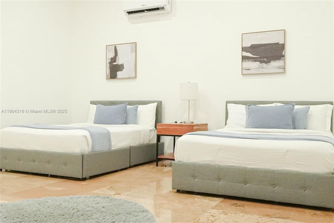 В аренду: $15,000 (5 спален, 4 ванн, 4462 Квадратных фут)