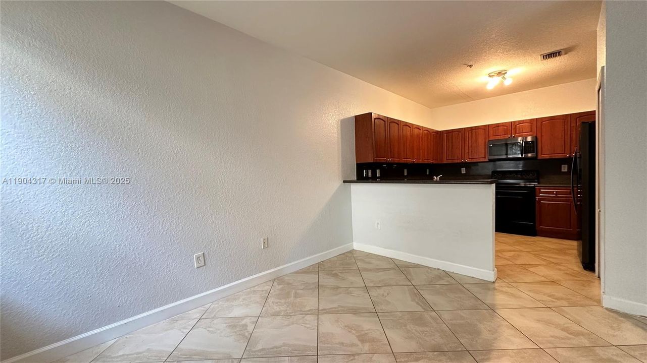 For Sale: $359,000 (3 beds, 2 baths, 1445 Square Feet)