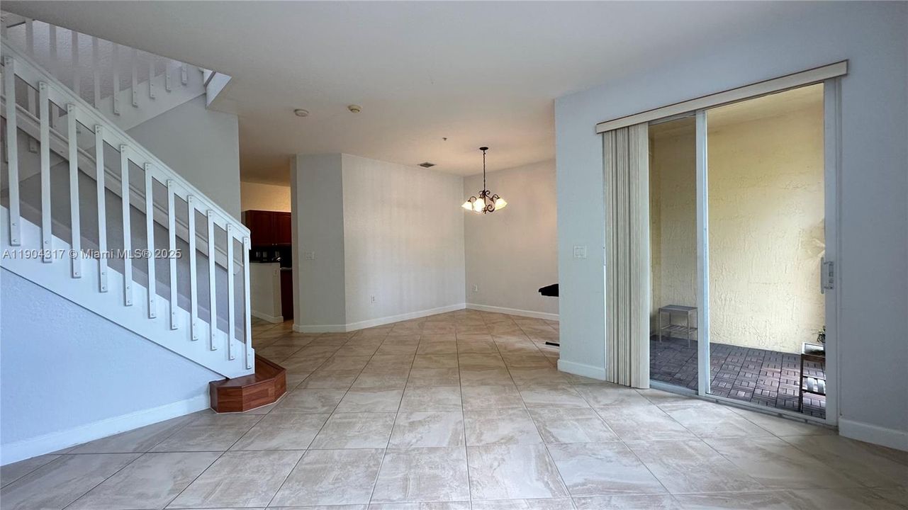 For Sale: $359,000 (3 beds, 2 baths, 1445 Square Feet)