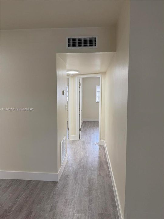 Recently Rented: $2,050 (2 beds, 2 baths, 922 Square Feet)