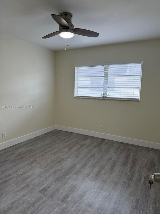 Recently Rented: $2,050 (2 beds, 2 baths, 922 Square Feet)