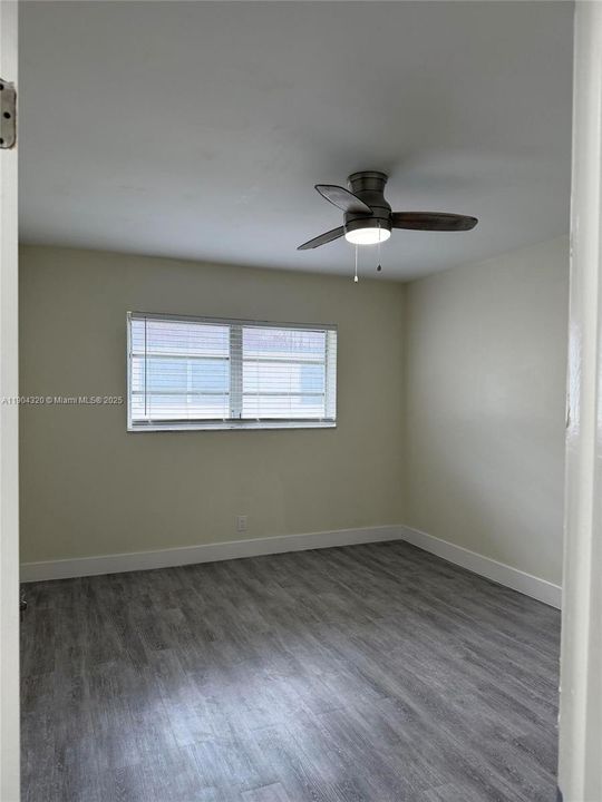 Recently Rented: $2,050 (2 beds, 2 baths, 922 Square Feet)