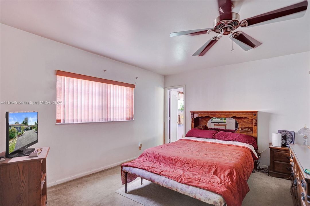 待售: $750,000 (0 贝兹, 0 浴室, 3956 平方英尺)