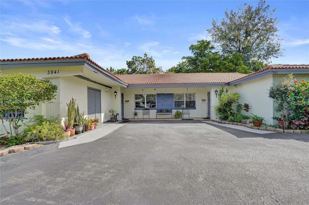 待售: $750,000 (0 贝兹, 0 浴室, 3956 平方英尺)