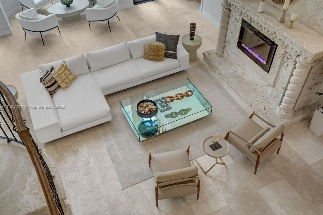 For Sale: $6,290,000 (6 beds, 5 baths, 4632 Square Feet)