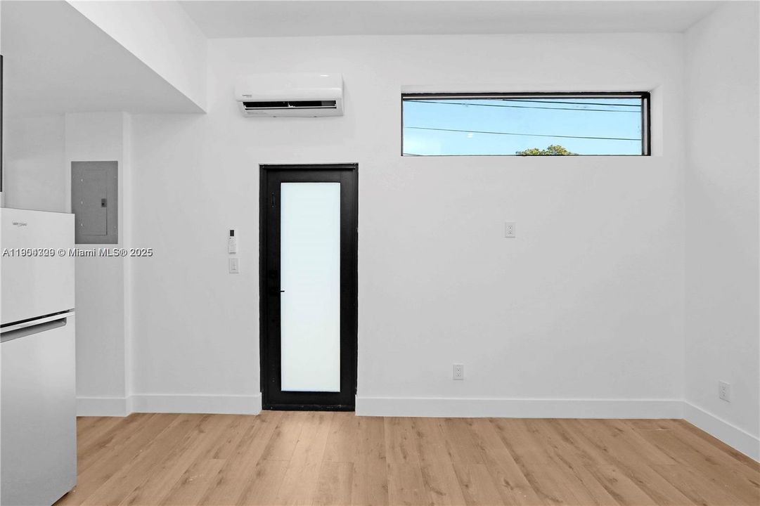 待售: $1,995,000 (0 贝兹, 0 浴室, 0 平方英尺)