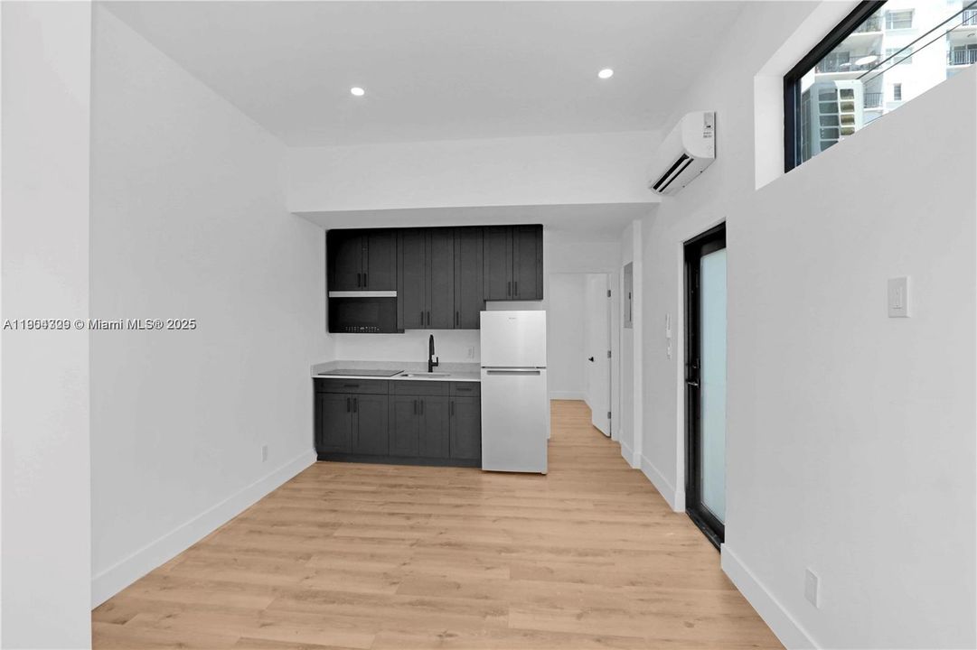 待售: $1,995,000 (0 贝兹, 0 浴室, 0 平方英尺)