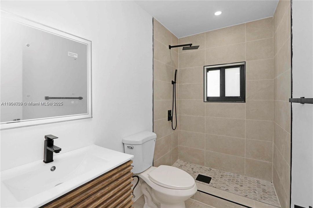 待售: $1,995,000 (0 贝兹, 0 浴室, 0 平方英尺)