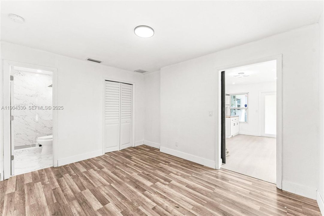 For Sale: $559,999 (4 beds, 2 baths, 1428 Square Feet)