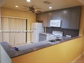 出租: $2,400 (2 贝兹, 2 浴室, 1258 平方英尺)