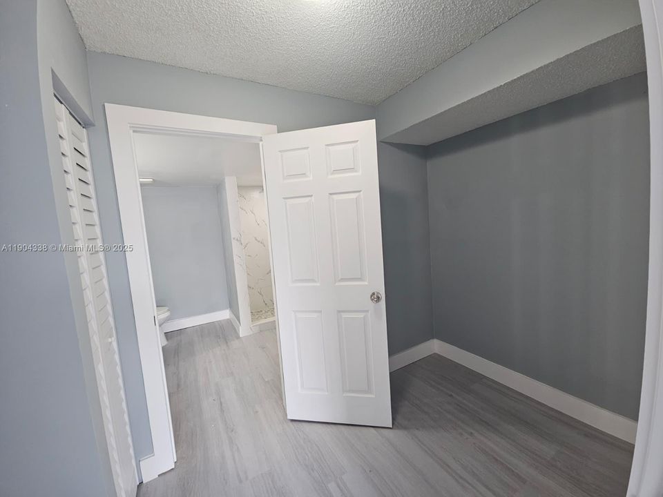 Activo con contrato: $2,500 (2 camas, 2 baños, 1340 Pies cuadrados)