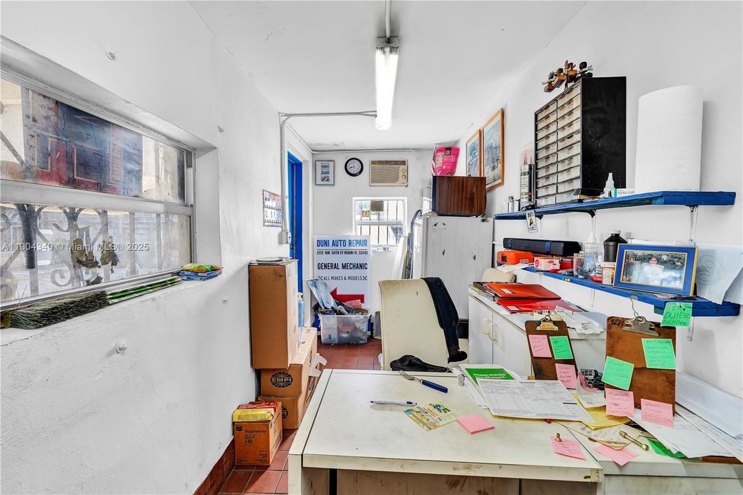 На продажу: $1,200,000 (0 спален, 0 ванн, 0 Квадратных фут)