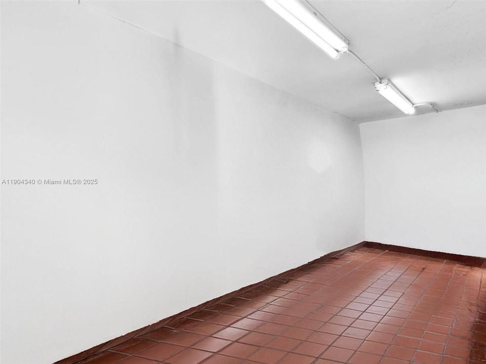 На продажу: $1,200,000 (0 спален, 0 ванн, 0 Квадратных фут)