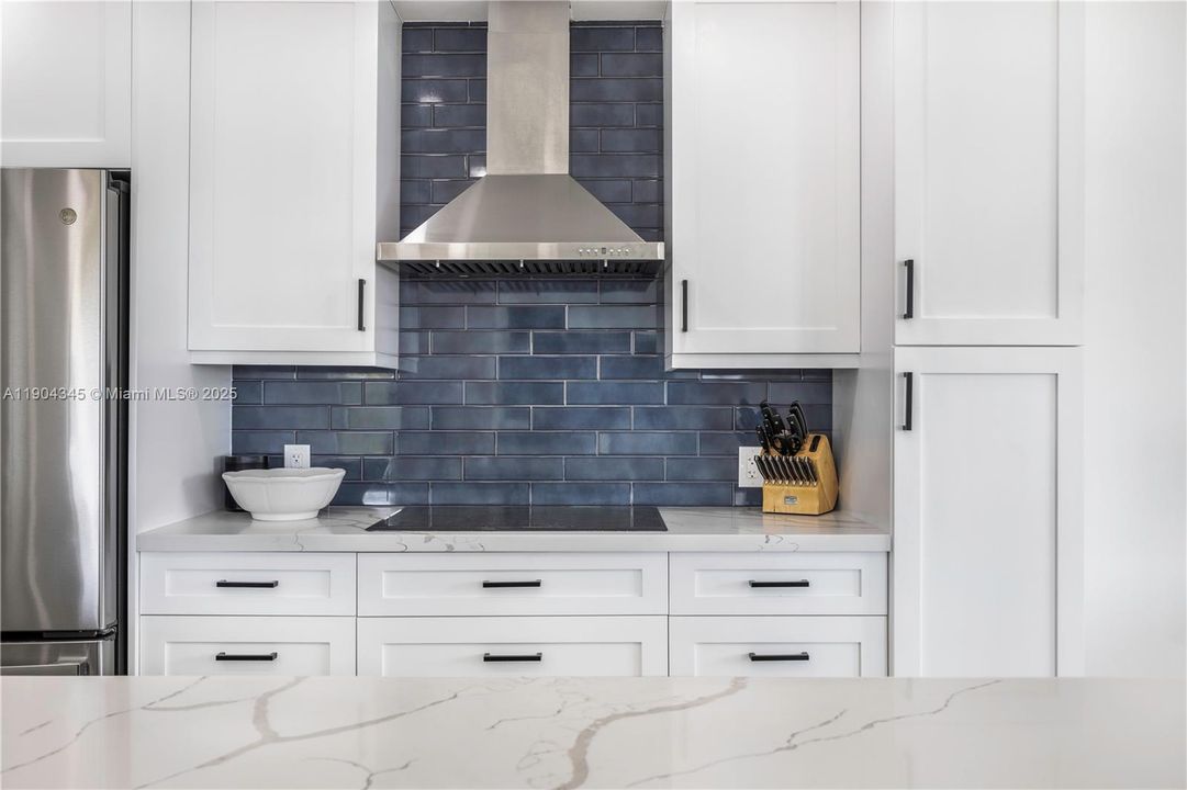 Recently Sold: $1,399,000 (2 beds, 2 baths, 1269 Square Feet)