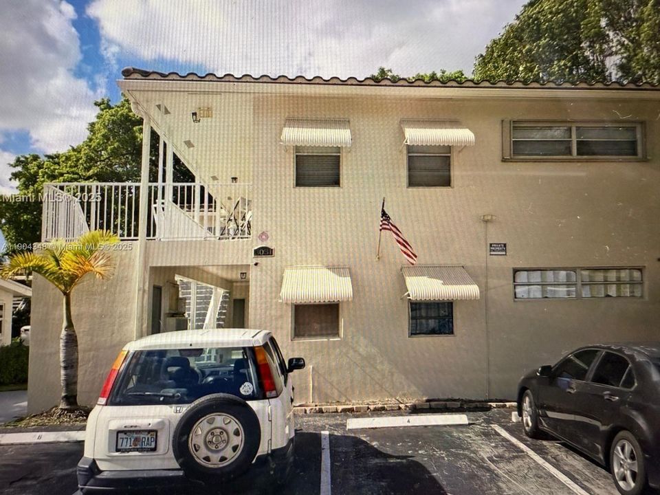 For Rent: $1,950 (2 beds, 2 baths, 0 Square Feet)