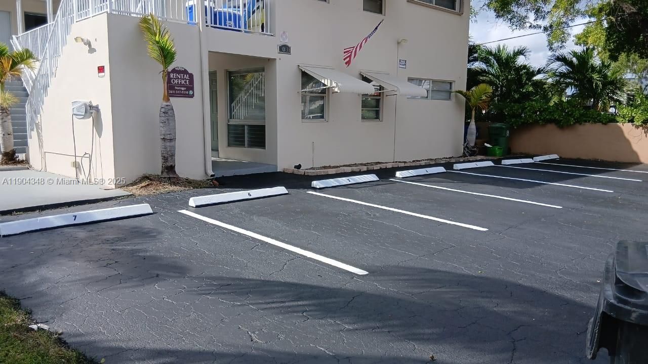 For Rent: $1,950 (2 beds, 2 baths, 0 Square Feet)