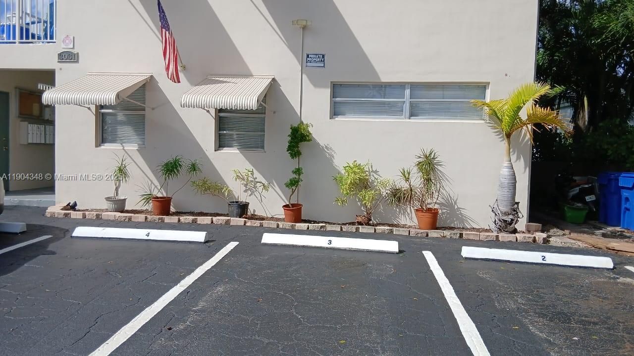 For Rent: $1,950 (2 beds, 2 baths, 0 Square Feet)