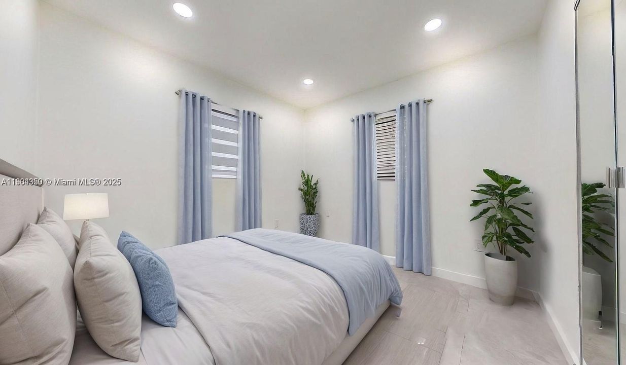 For Rent: $4,200 (5 beds, 3 baths, 1682 Square Feet)