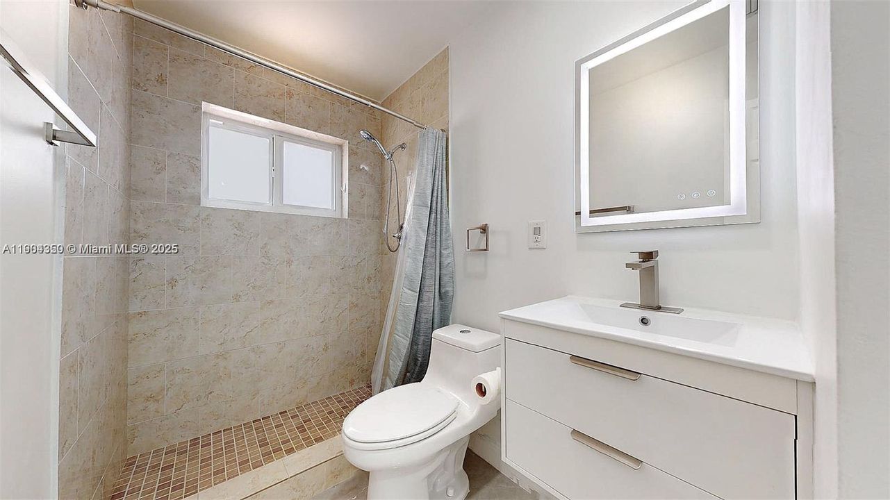 2ND FULL BATHROOM