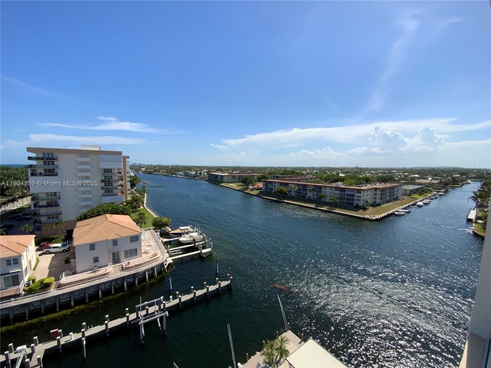 For Rent: $4,900 (2 beds, 2 baths, 1350 Square Feet)