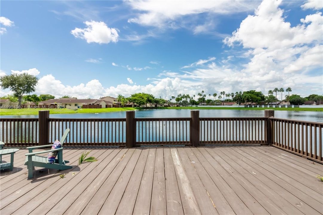 Recently Rented: $2,349 (2 beds, 2 baths, 1050 Square Feet)