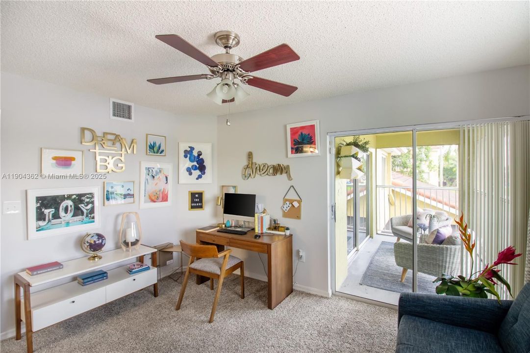 Recently Rented: $2,349 (2 beds, 2 baths, 1050 Square Feet)