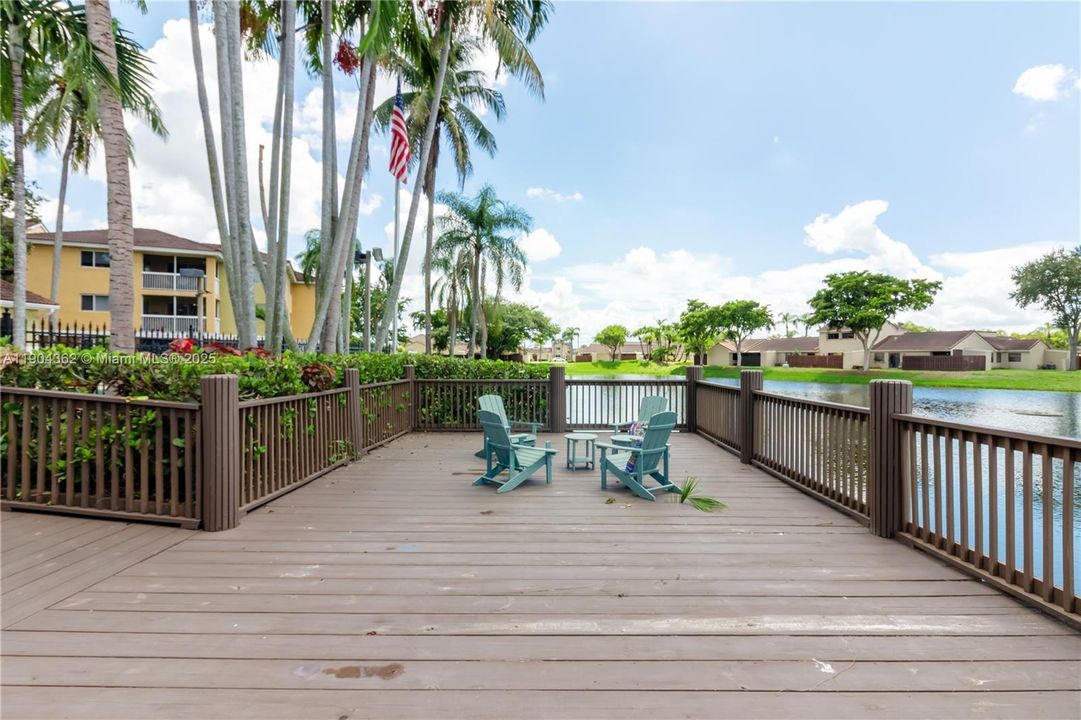 Recently Rented: $2,349 (2 beds, 2 baths, 1050 Square Feet)